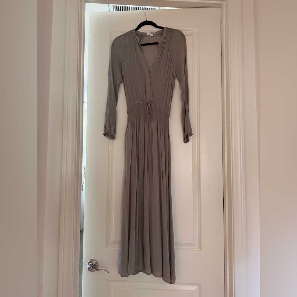 Perfect transitional summer fall dress. Casual chic coastal or winery vibes. New